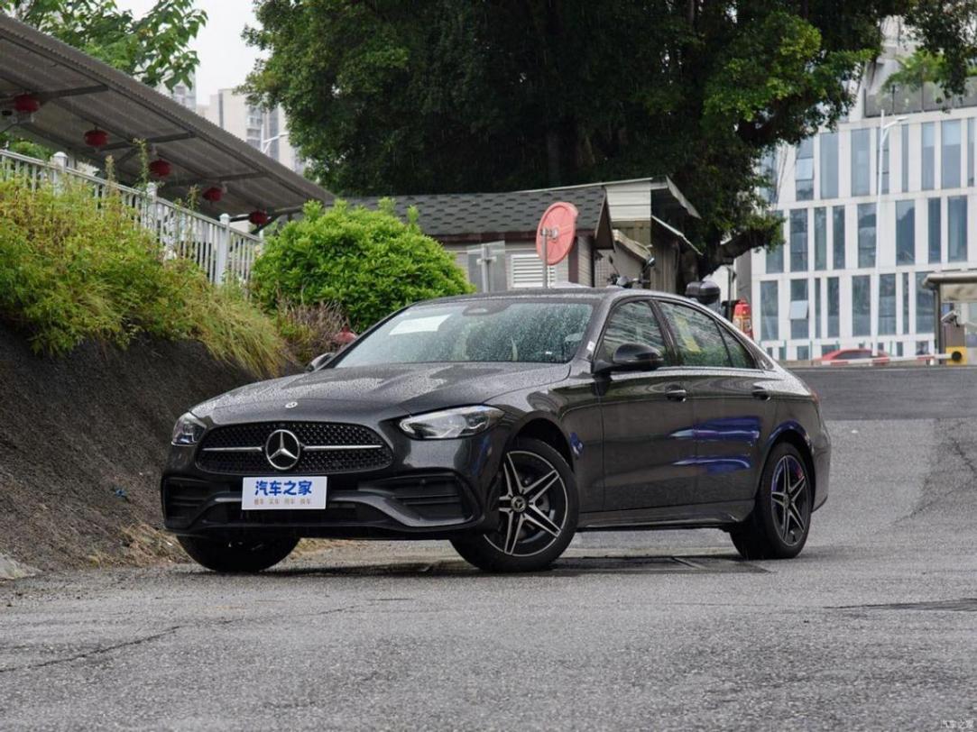 7月豪華中級車終端銷量:奔馳C級月銷13838輛領跑